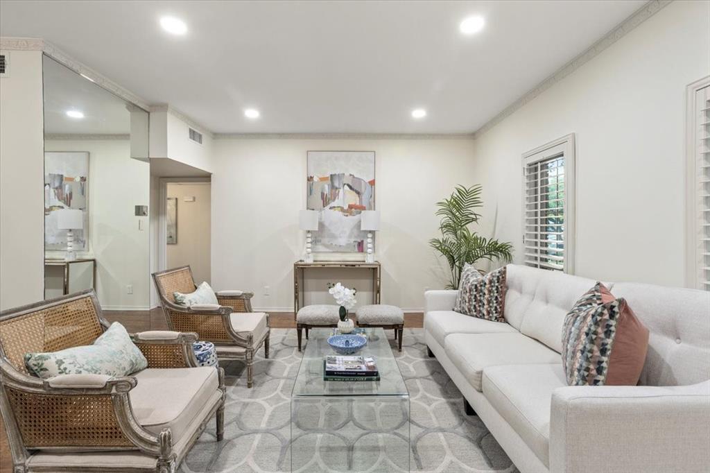 4312 Bellaire Drive S 141