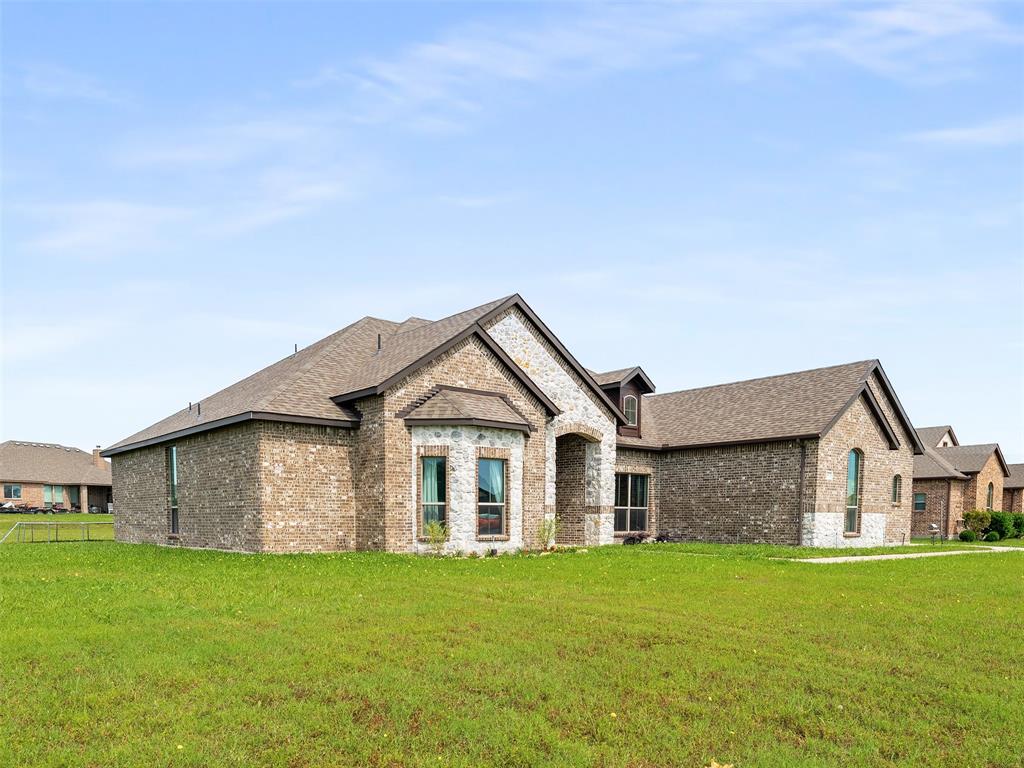 482 Green Court