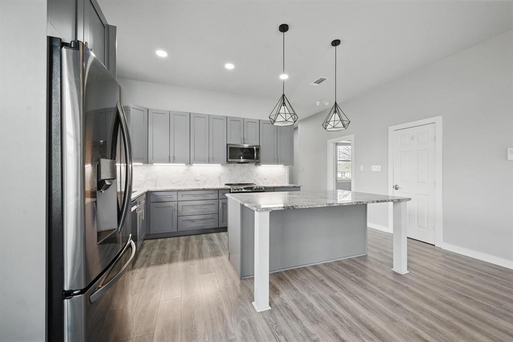 Oak Point, Texas 75068, United States, 2 Bedrooms Bedrooms, ,3 BathroomsBathrooms,Residential,Active,100908