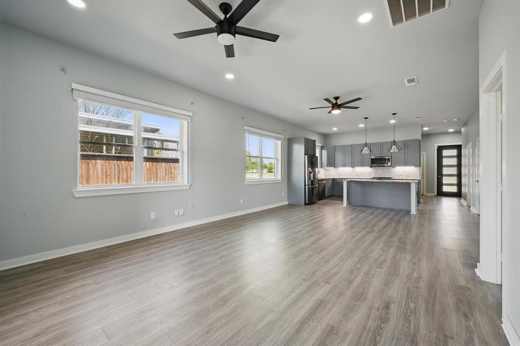 Oak Point, Texas 75068, United States, 2 Bedrooms Bedrooms, ,3 BathroomsBathrooms,Residential,Active,100908