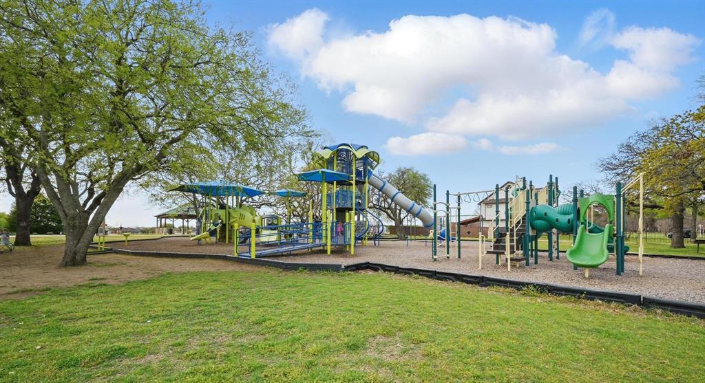 Oak Point, Texas 75068, United States, 2 Bedrooms Bedrooms, ,3 BathroomsBathrooms,Residential,Active,100908