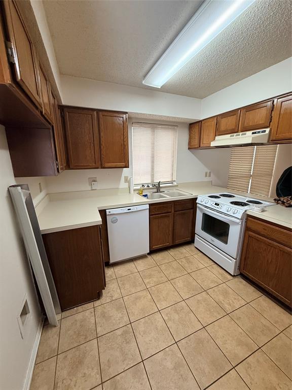 Holiday West Add - Residential Lease