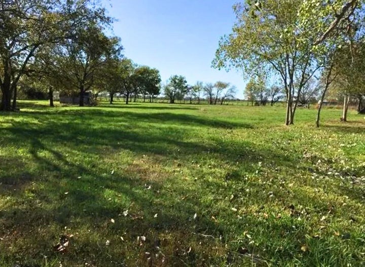 Photo 1 of 9 — 1300 S Hwy 205, McLendon Chisholm, TX 75032