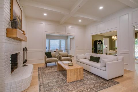 1601 Geneva Plano TX 75075