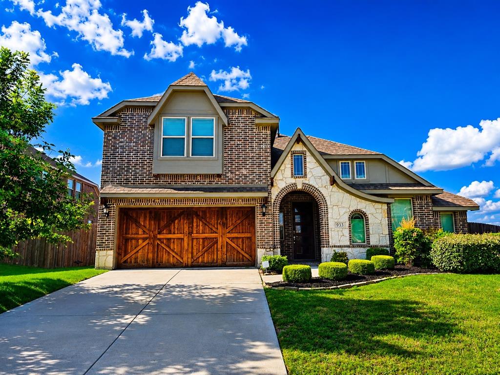 933 Vista Lane