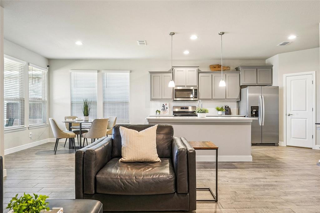 Trails Elizabeth Crk - Residential