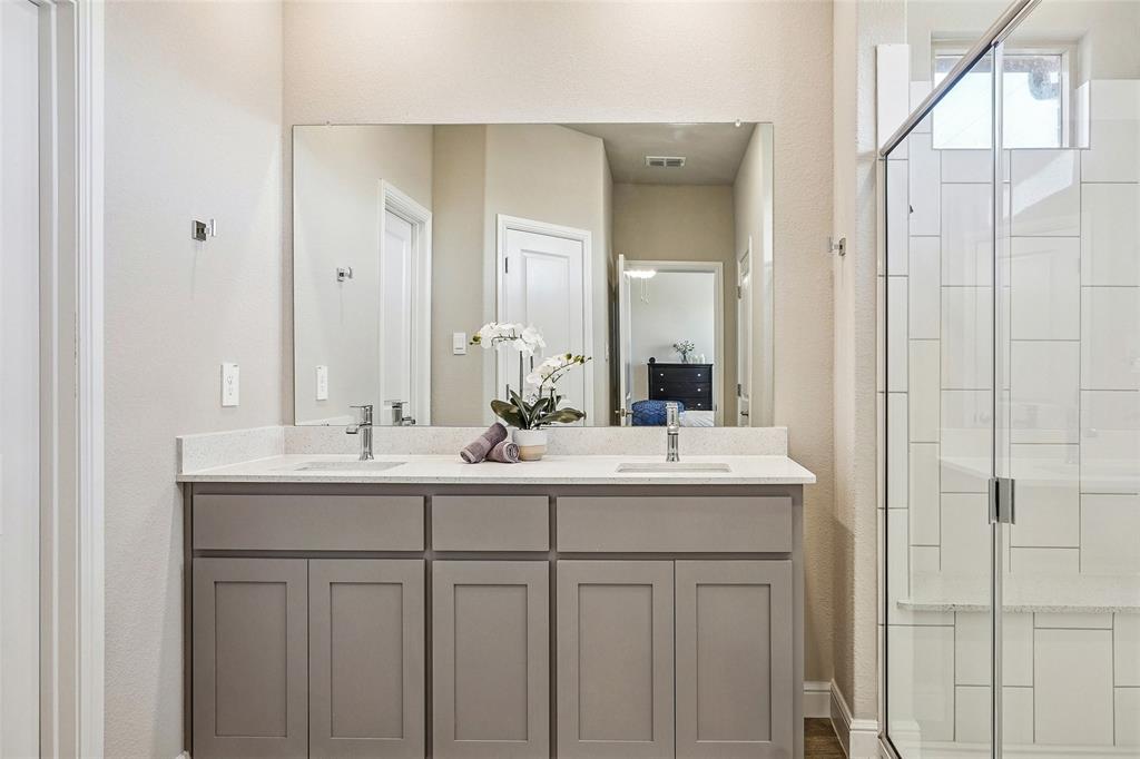 Trails Elizabeth Crk - Residential