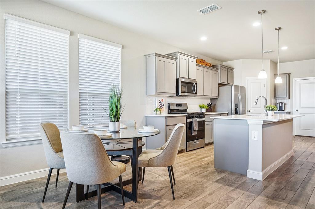 Trails Elizabeth Crk - Residential