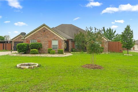 Photo of 118 Dustin Drive, Fate, TX 75189 (MLS # 21257944)