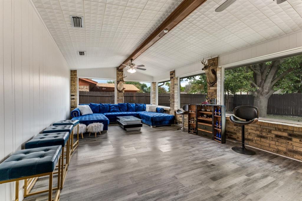 La Prada 03 - Residential