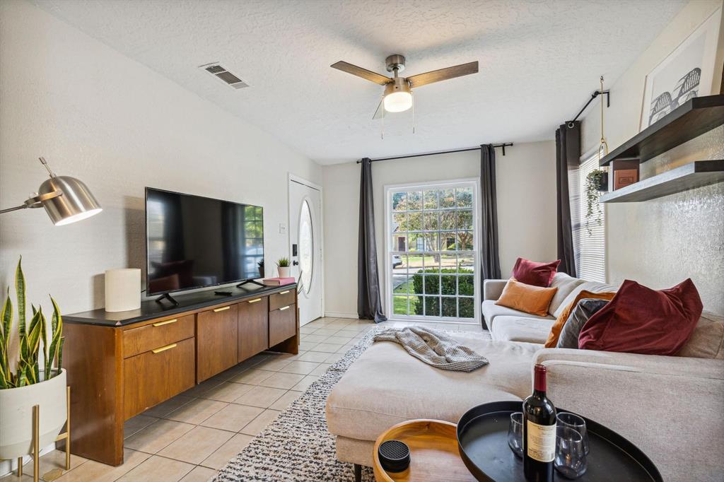 Kessler Plaza - Residential Lease