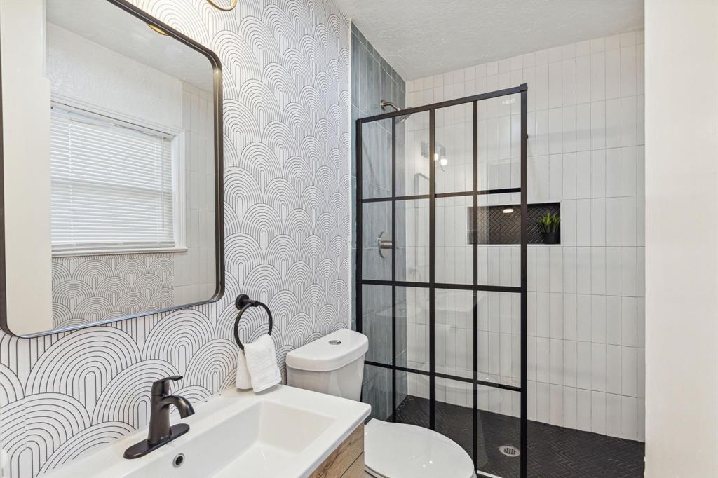 Kessler Plaza - Residential Lease