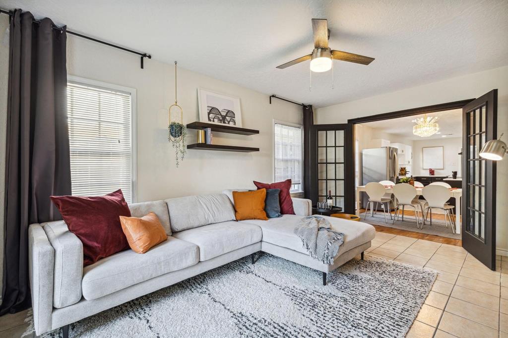 Kessler Plaza - Residential Lease