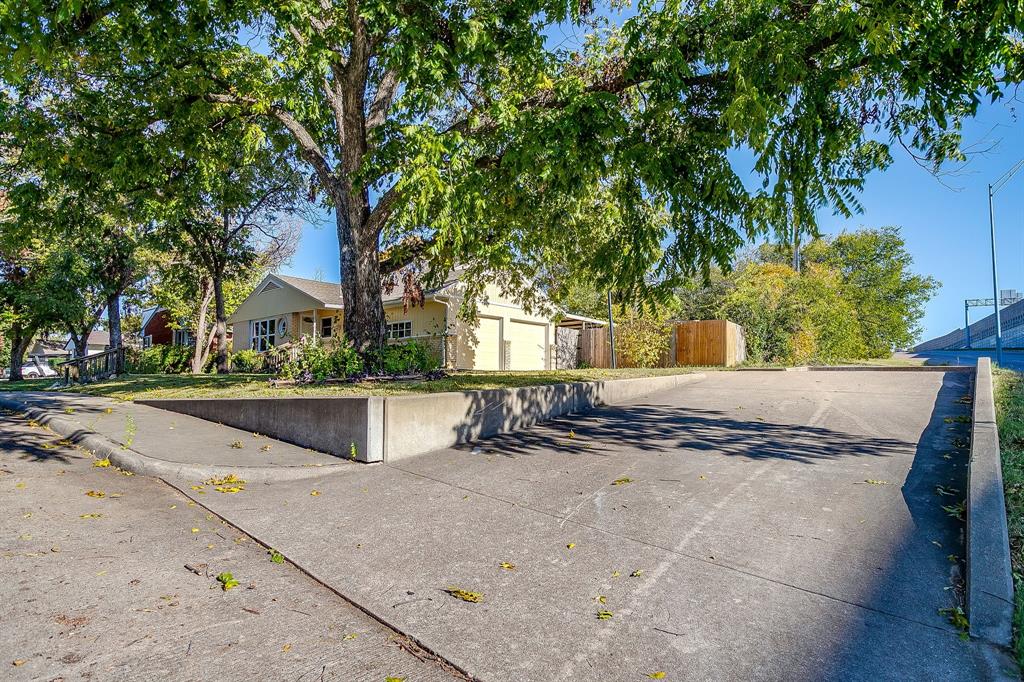 3973 W Spurgeon Street