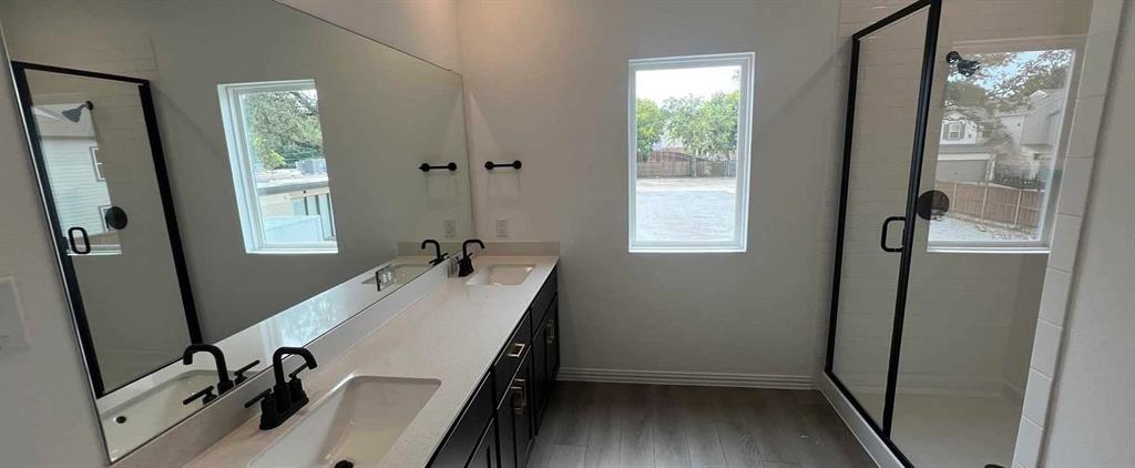 Sereno Oaks at Buckner Terrace - Residential