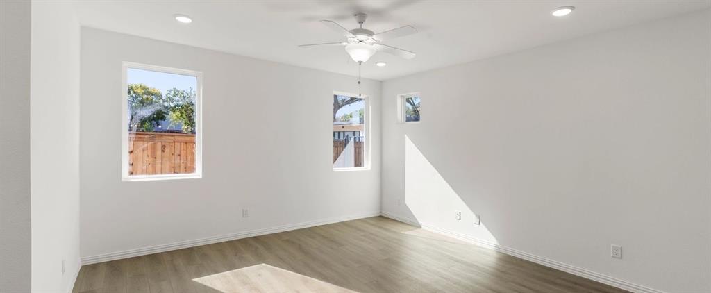 Sereno Oaks at Buckner Terrace - Residential