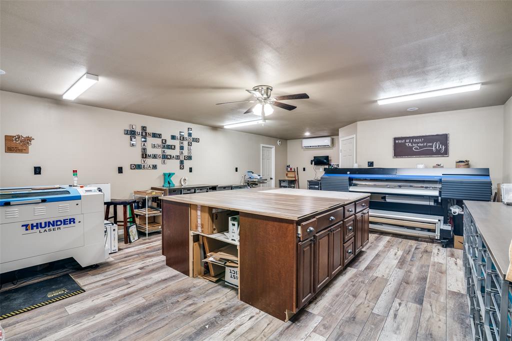 Caddo Mills, Texas 75135, United States, 4 Bedrooms Bedrooms, ,2 BathroomsBathrooms,Residential,Active,187907