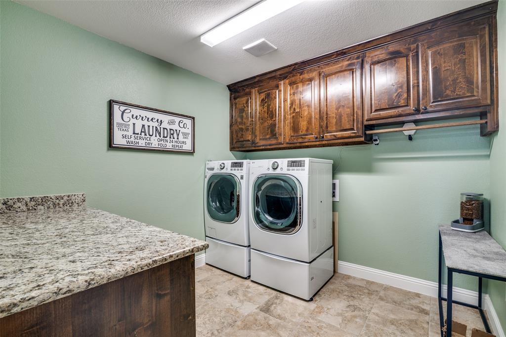 2497 County Road 2704