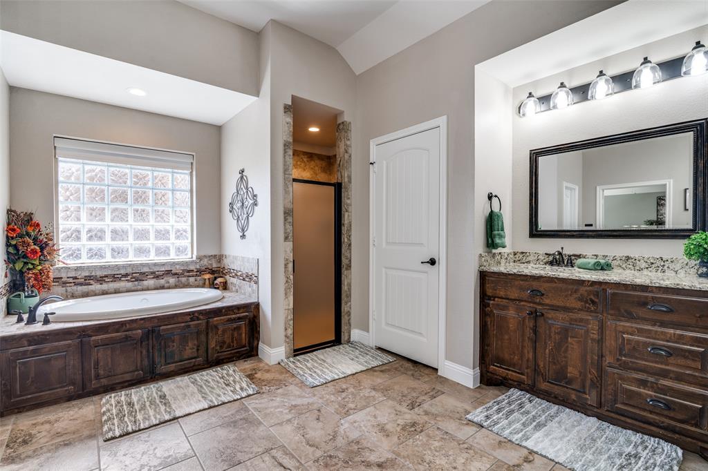 Caddo Mills, Texas 75135, United States, 4 Bedrooms Bedrooms, ,2 BathroomsBathrooms,Residential,Active,187907