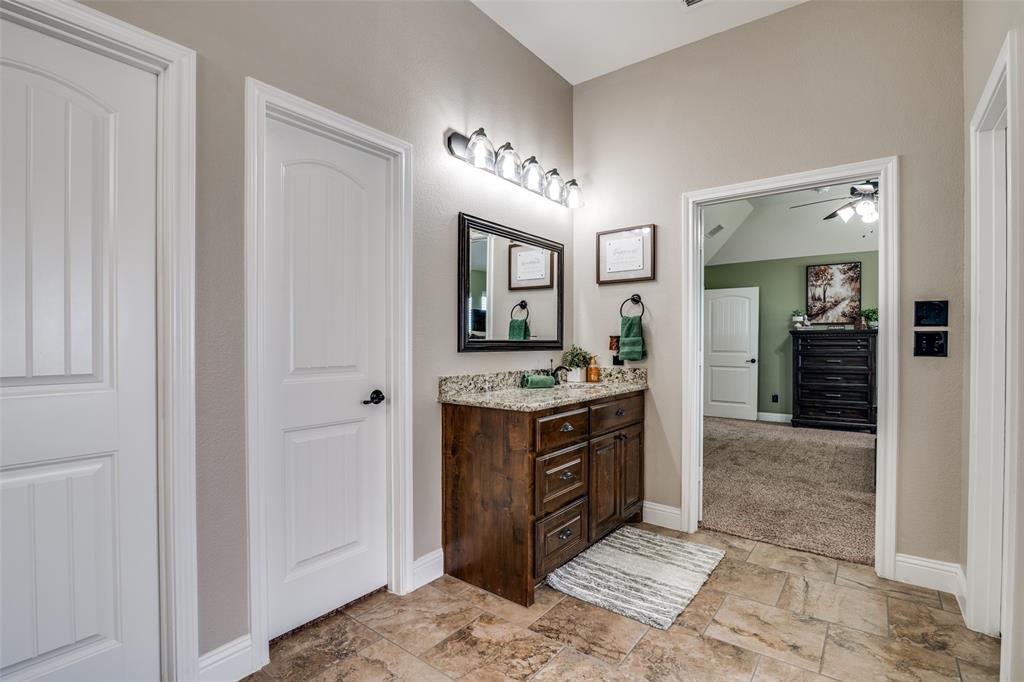 Caddo Mills, Texas 75135, United States, 4 Bedrooms Bedrooms, ,2 BathroomsBathrooms,Residential,Active,187907