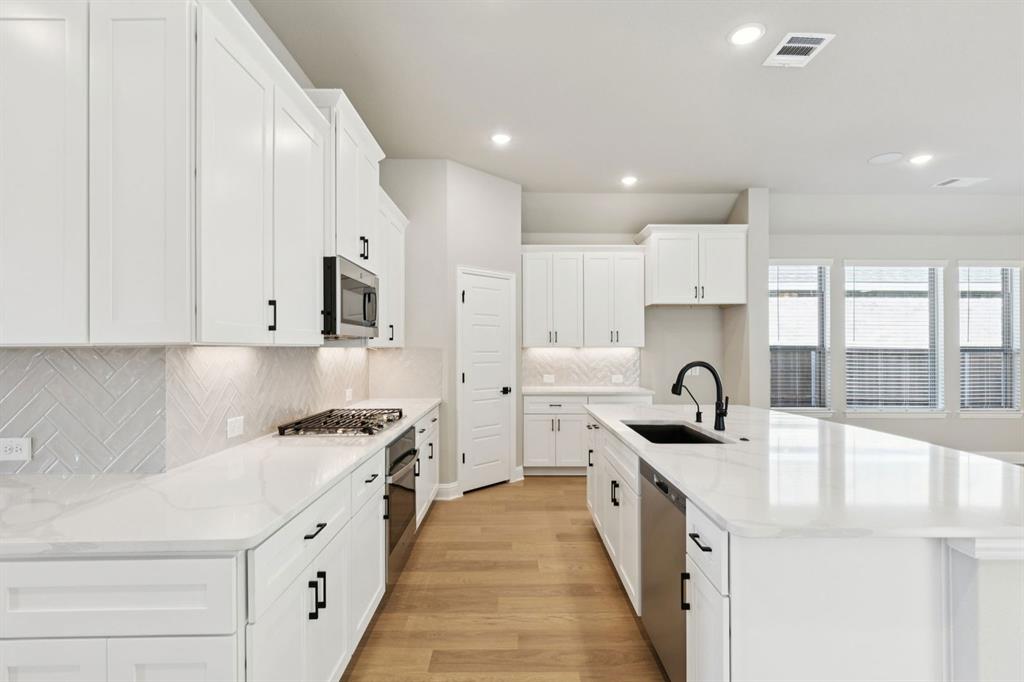 Summer Crest - Residential