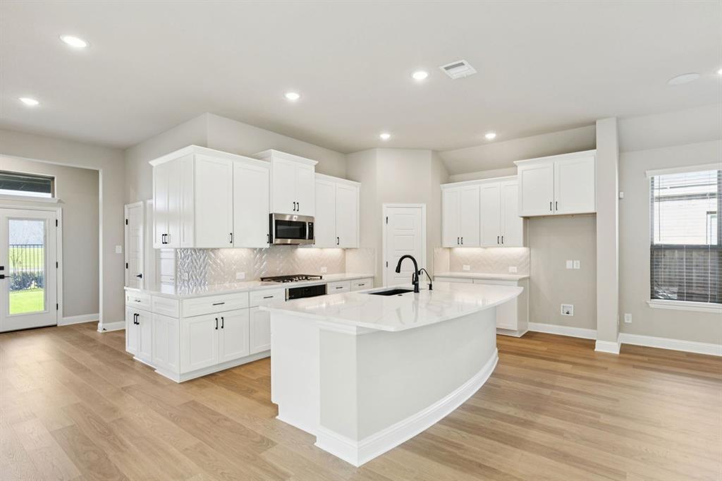 Summer Crest - Residential