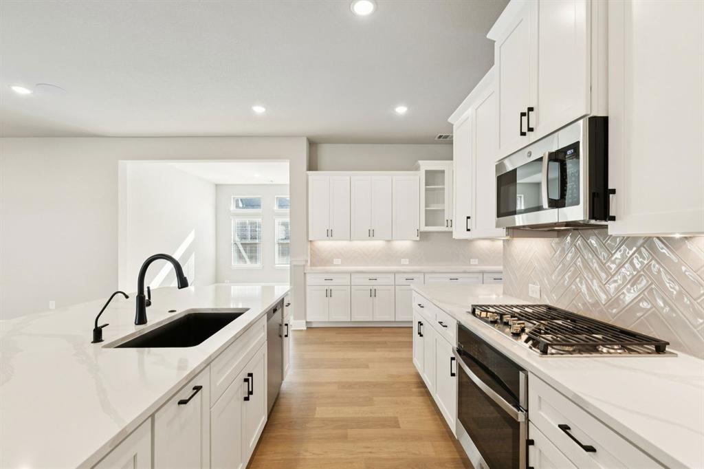 Summer Crest - Residential