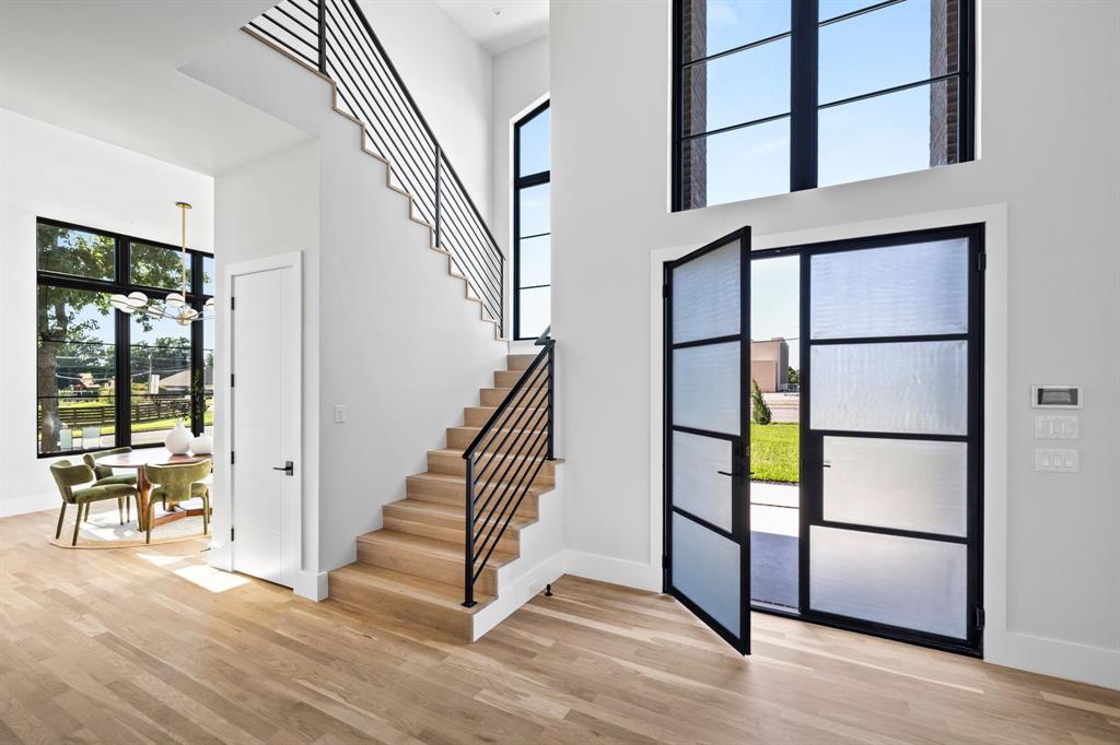 3888 Walnut Hill Lane