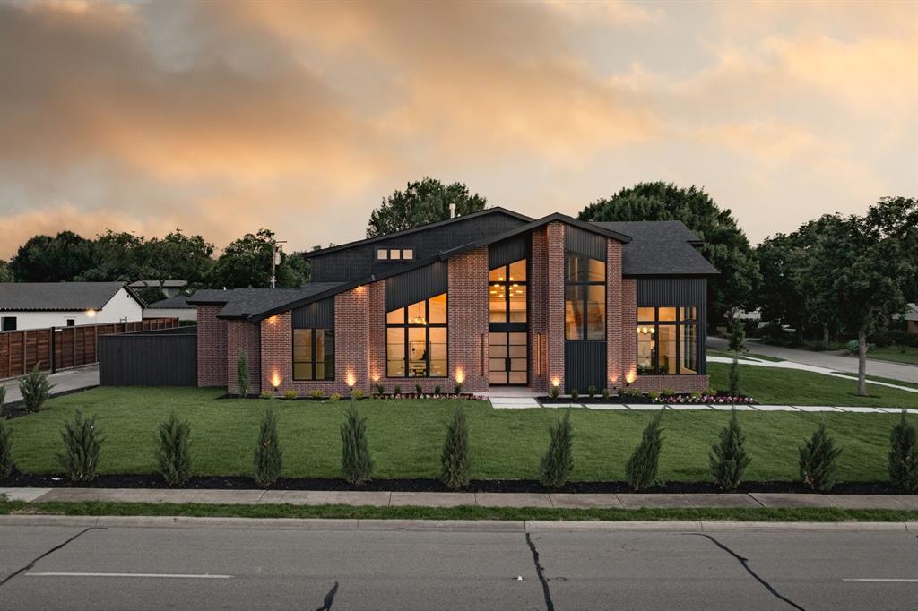 3888 Walnut Hill Lane