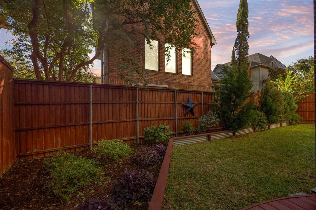 Martha - Residential