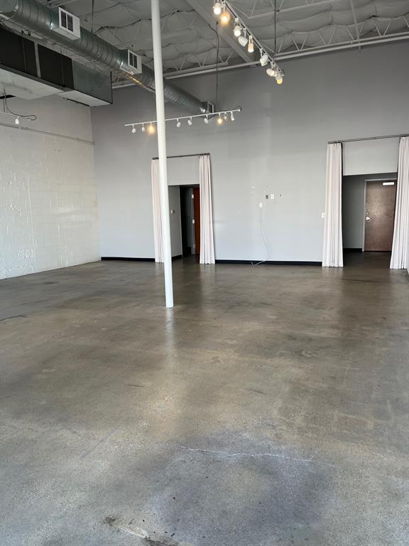 Motor Circle Condo - Commercial Lease