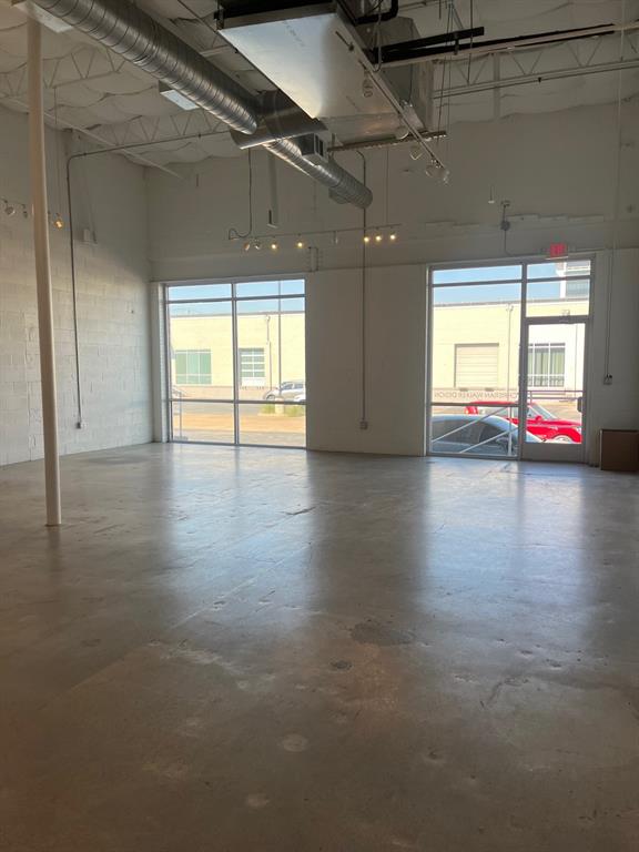 Motor Circle Condo - Commercial Lease