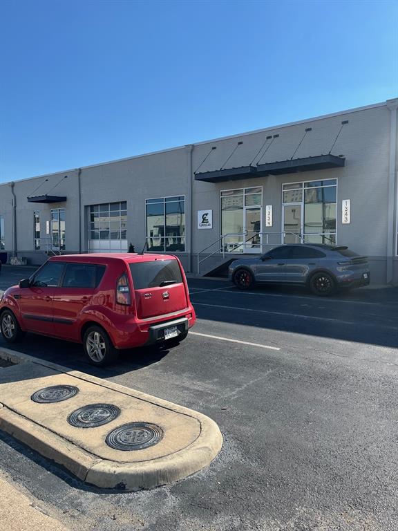 Motor Circle Condo - Commercial Lease