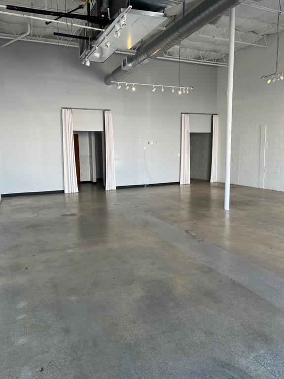 Motor Circle Condo - Commercial Lease
