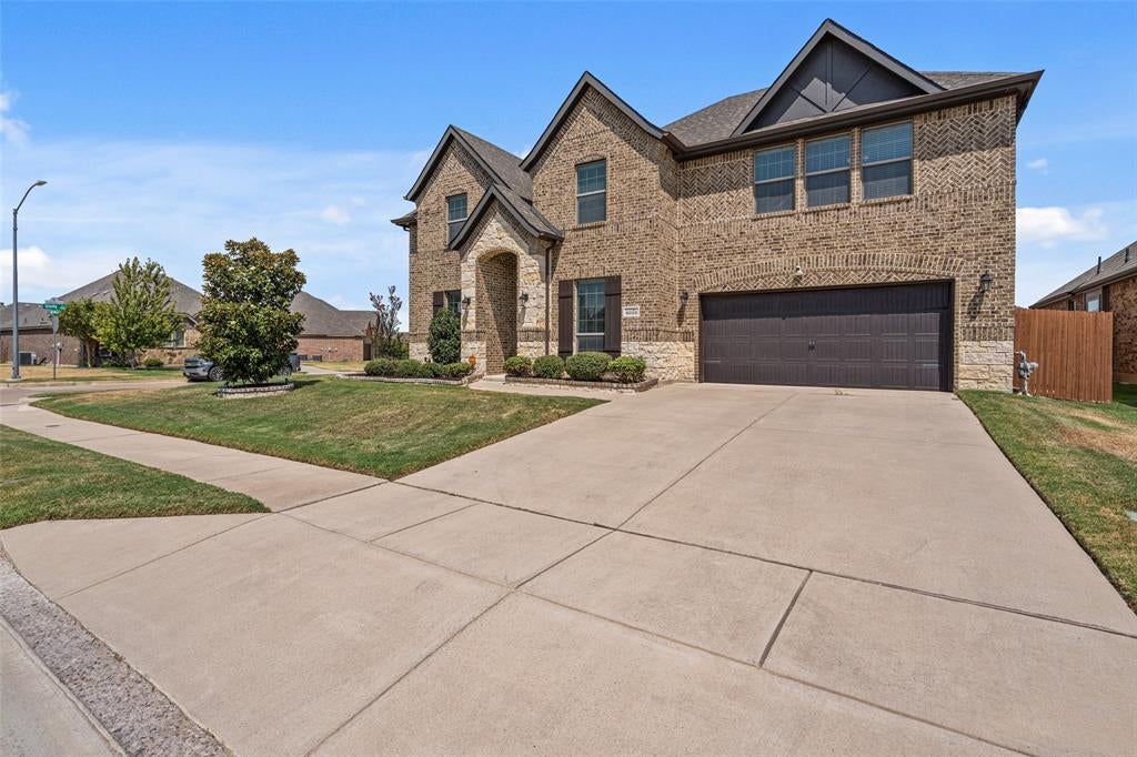 5028 Chisholm View Drive