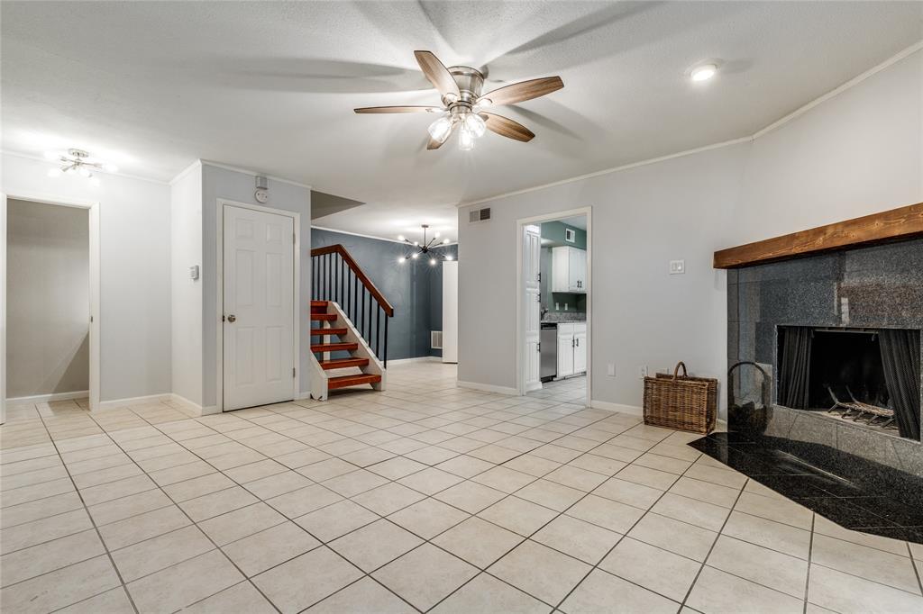 Preston Oaks Crossing Condos 01 & 02 - Residential