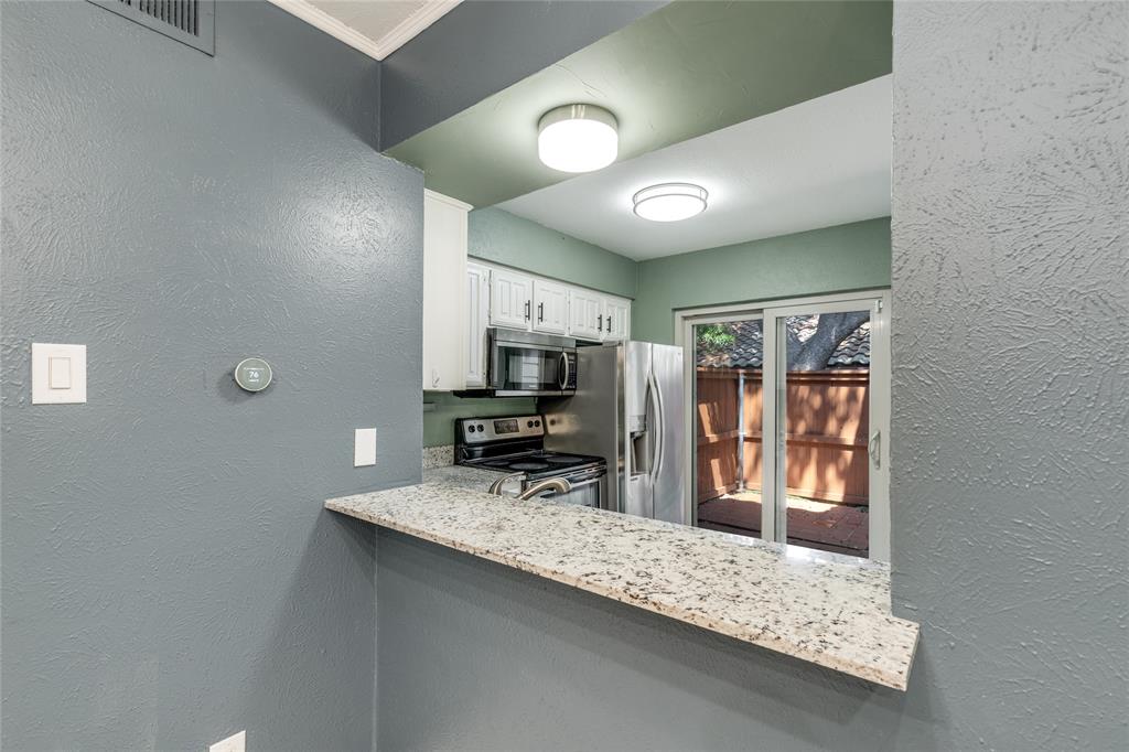 Preston Oaks Crossing Condos 01 & 02 - Residential