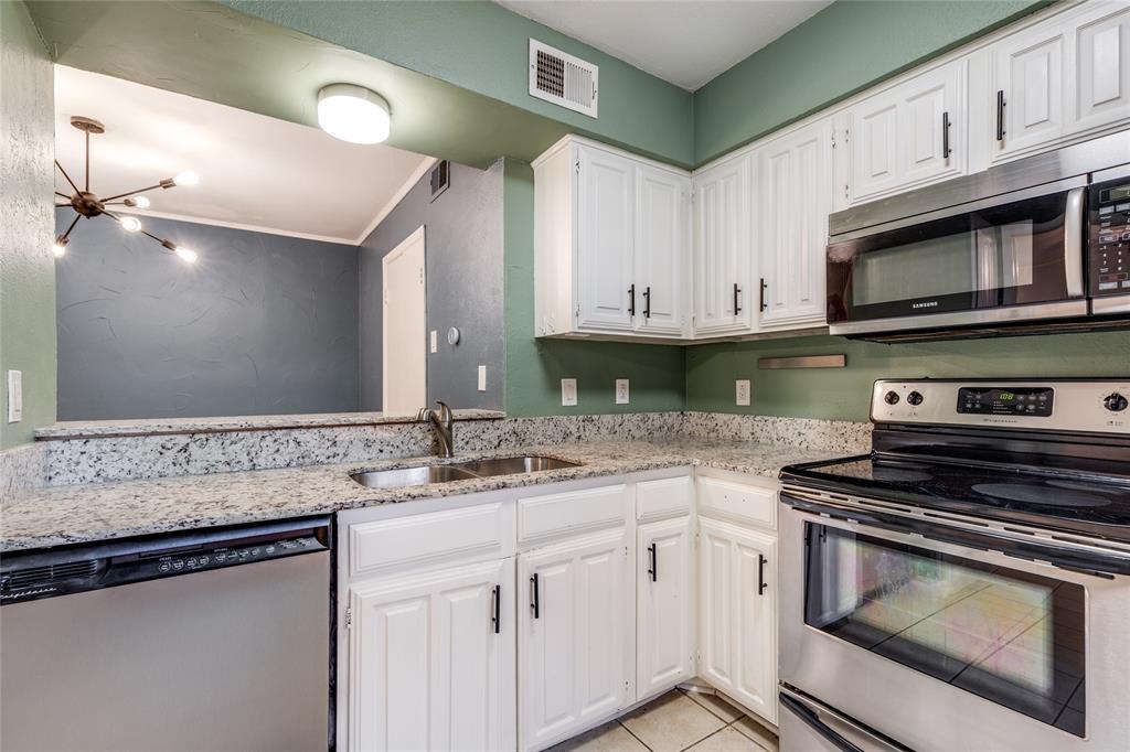 Preston Oaks Crossing Condos 01 & 02 - Residential