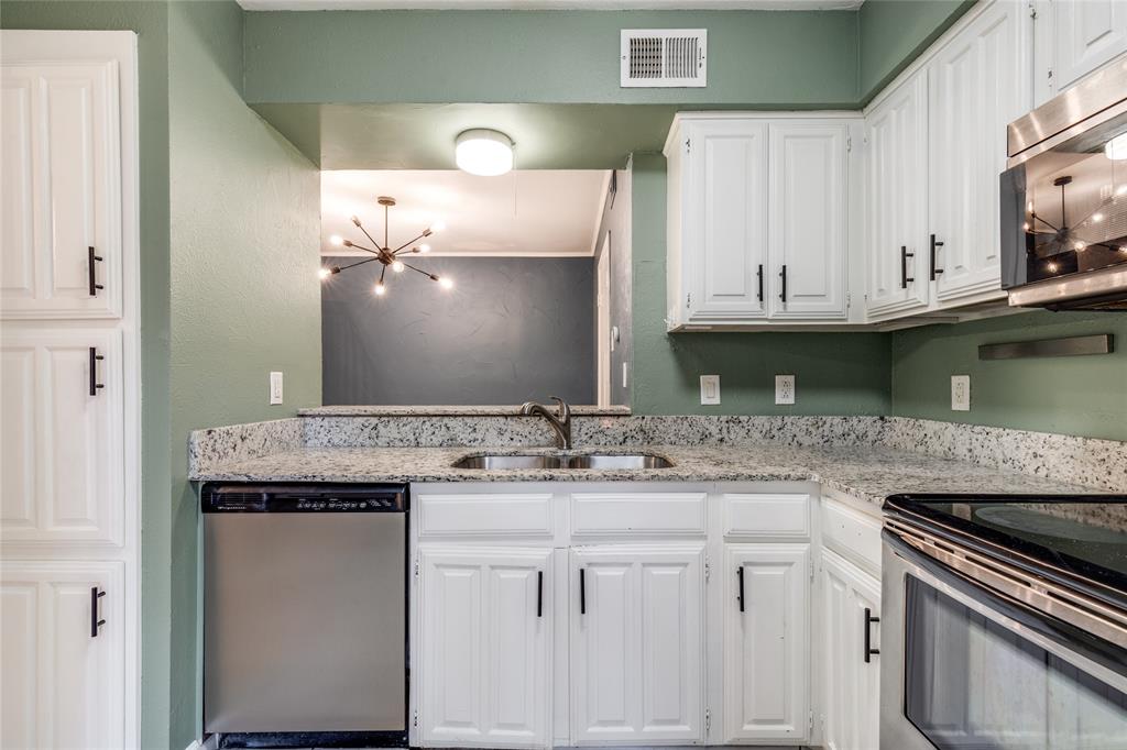 Preston Oaks Crossing Condos 01 & 02 - Residential