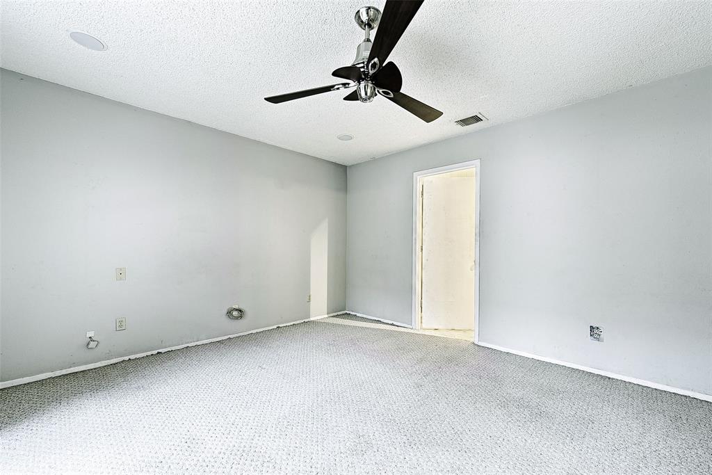 Trafalgar Square Ph 06 - Residential