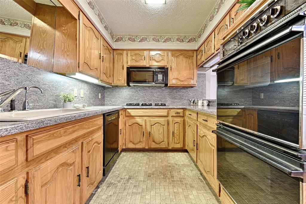 Trafalgar Square Ph 06 - Residential