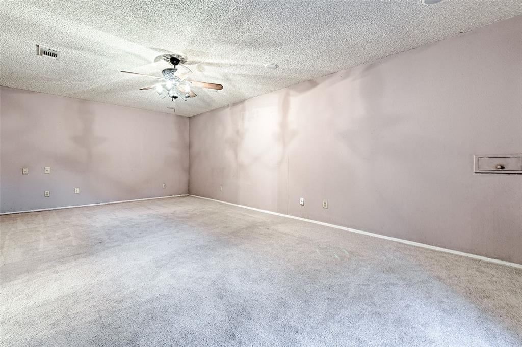 Trafalgar Square Ph 06 - Residential