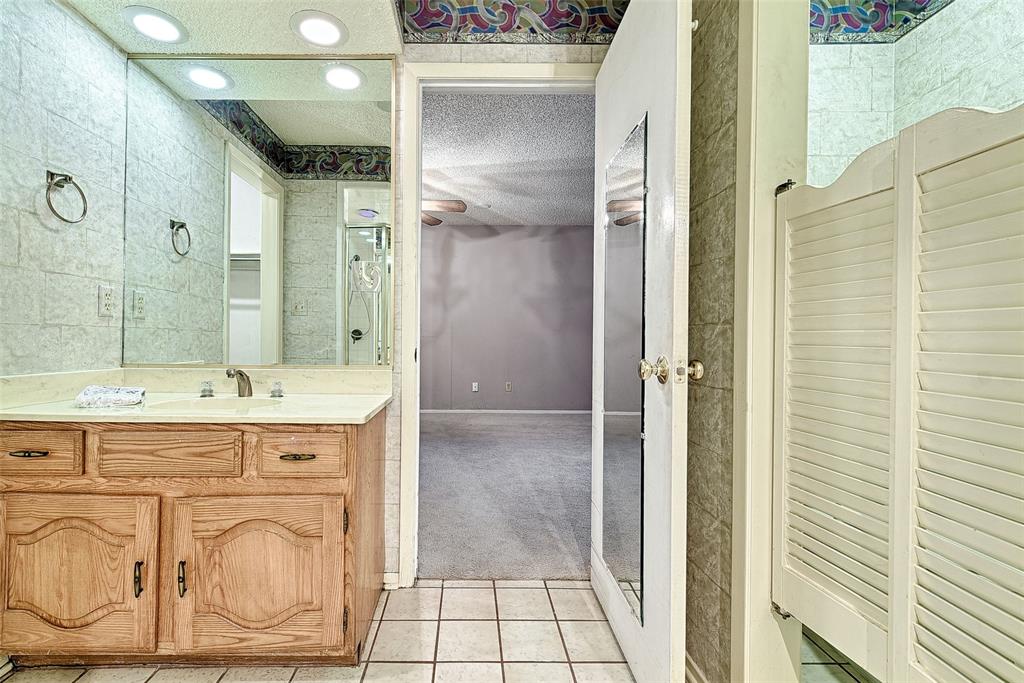 Trafalgar Square Ph 06 - Residential