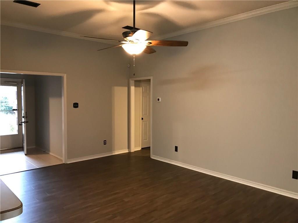 931 Rolling Meadows Drive