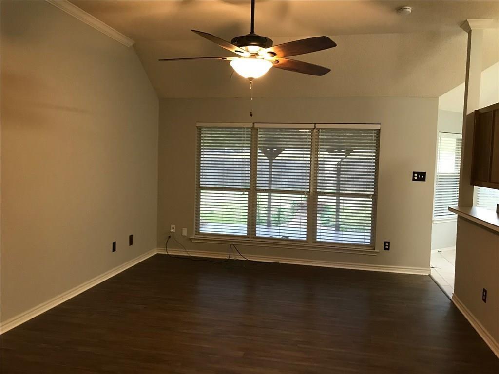 931 Rolling Meadows Drive