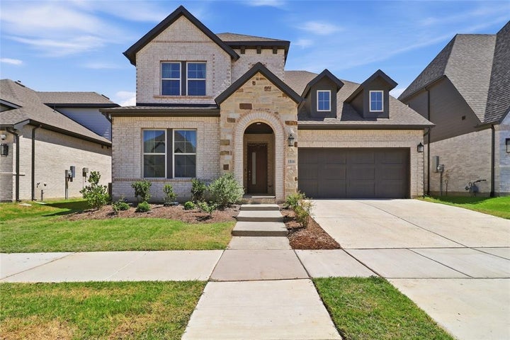 Photo 1 of 40 — 1816 Windy Lane, Argyle, TX 76226