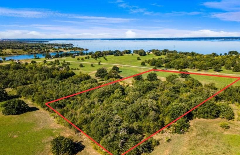 Admiral Shores on Richland Chambers Lake - Land