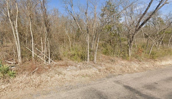 E TUCK ST, SHERMAN, TX 75090 - Image ae81ea7271eac36ed2e1e548cea63e86/3091426882