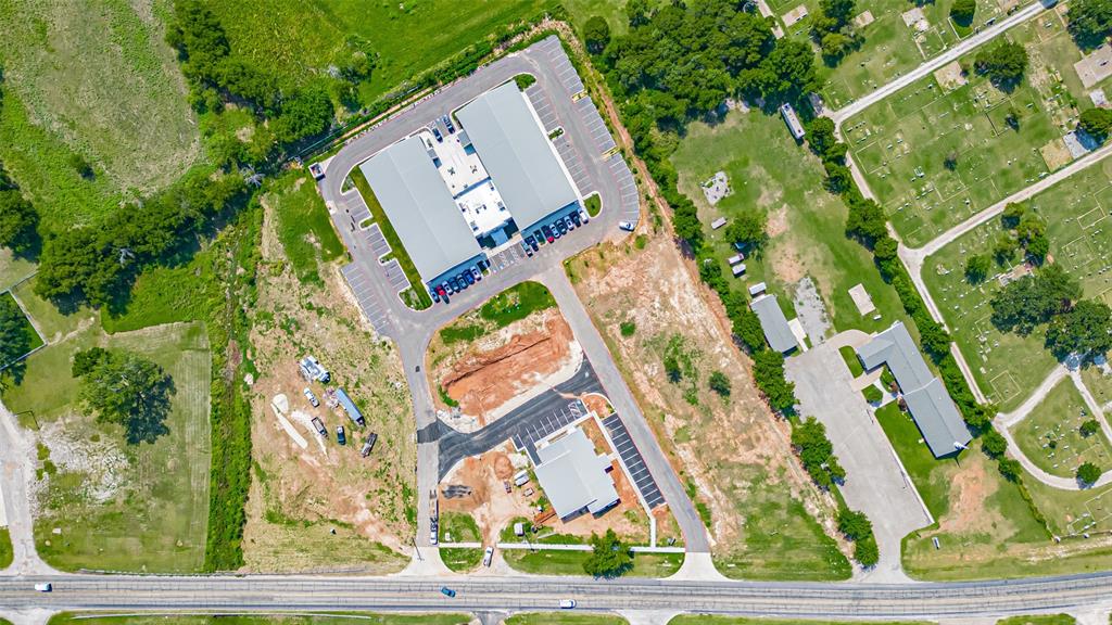 Corridor 51 Business Center - Commercial Lease