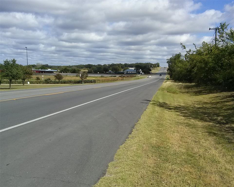 2045 N US Highway 377